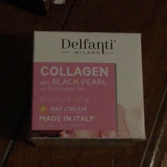 Collagen Day Cream with Black Pearl - Picture 1 of 3